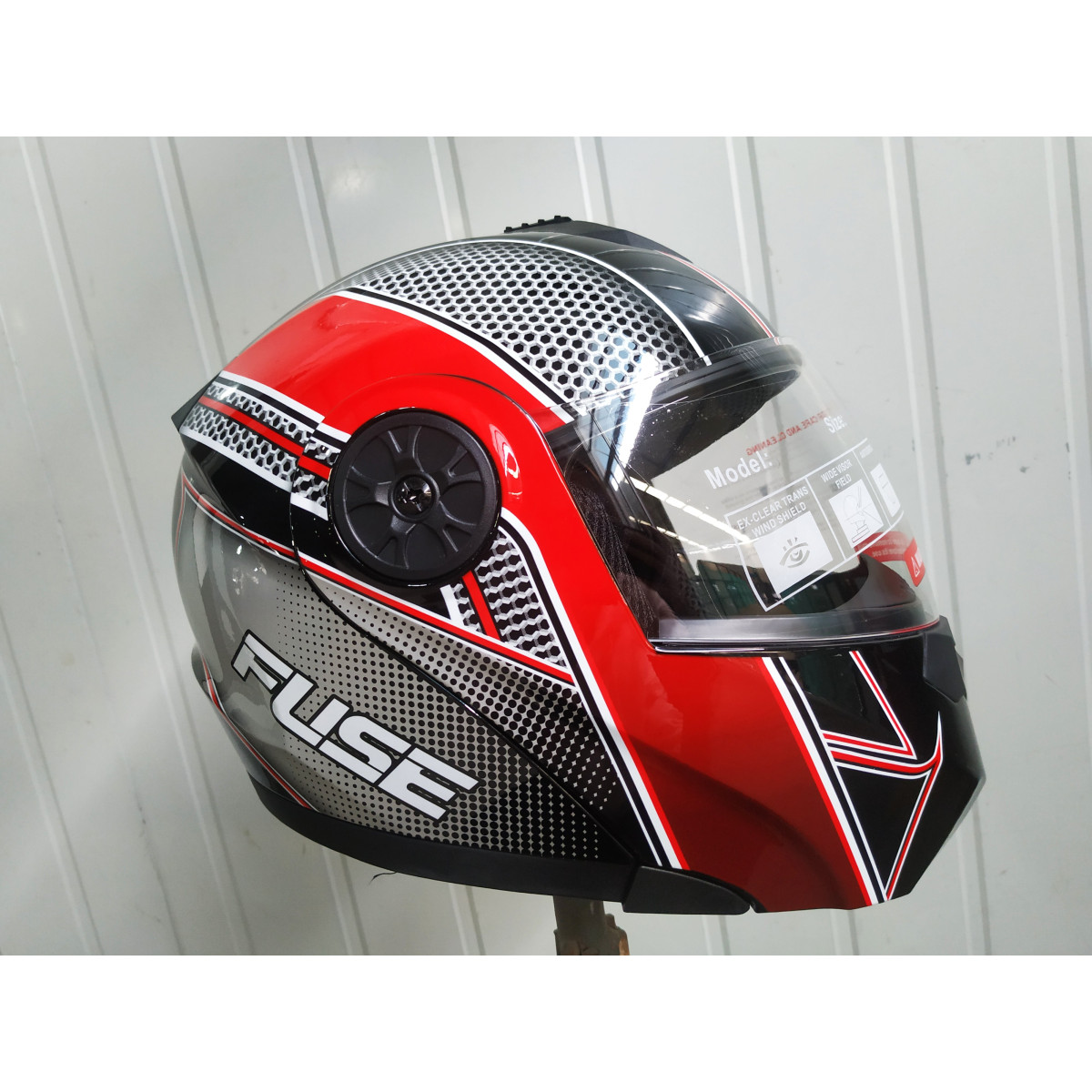 Мотошолом чорно-червоний FORTE BLD-159, розмір L