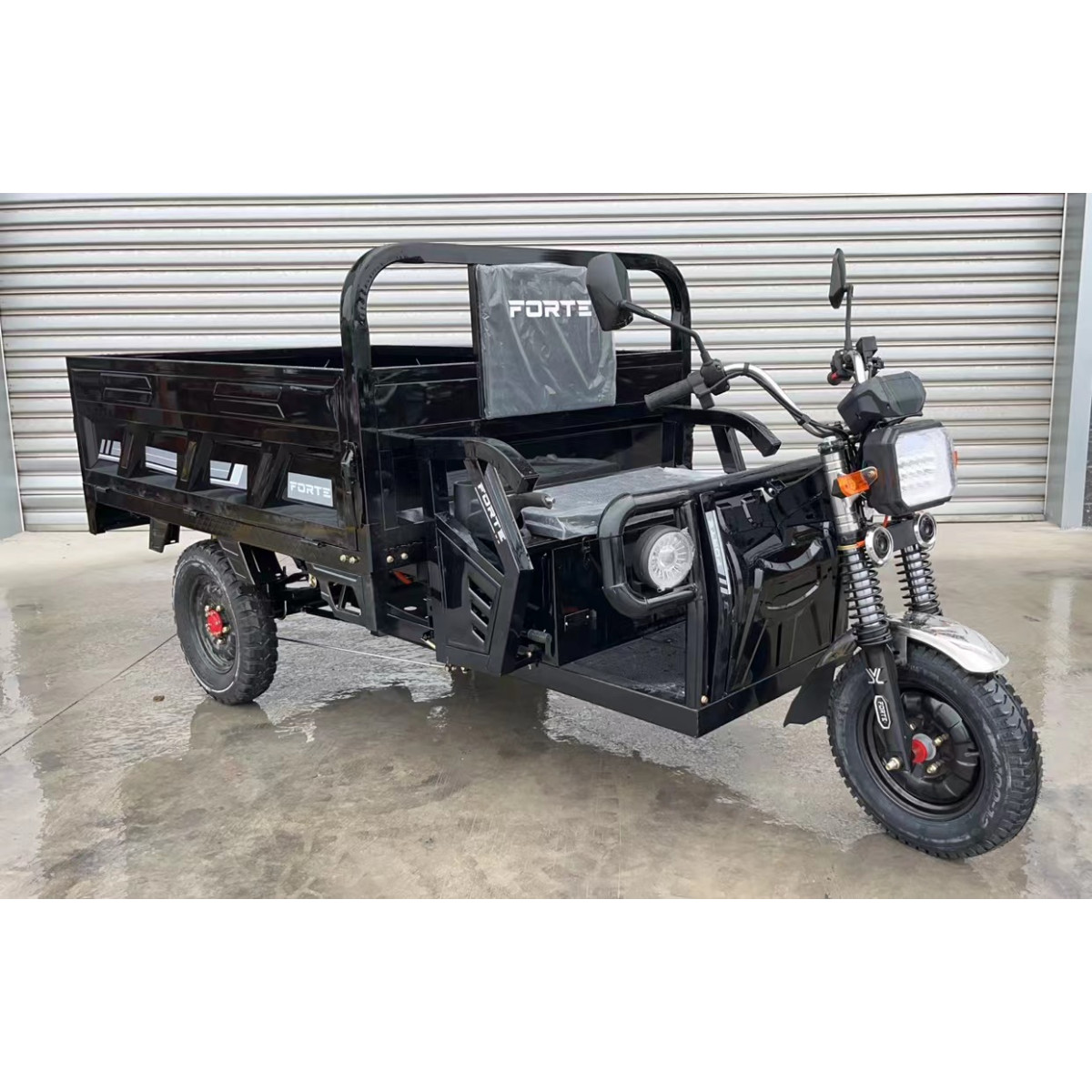 Вантажний електричний трицикл FORTE JB-1500 Чорний
